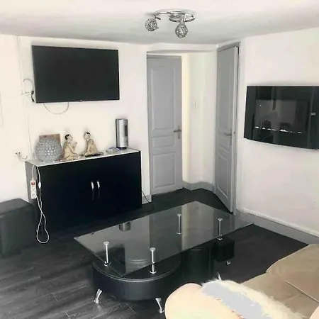 Apartment Bourget Le Bourget